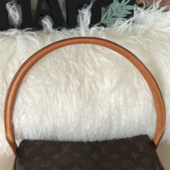 EUC LV Looping Bag with LV Dust Bag - Picture 8 of 14